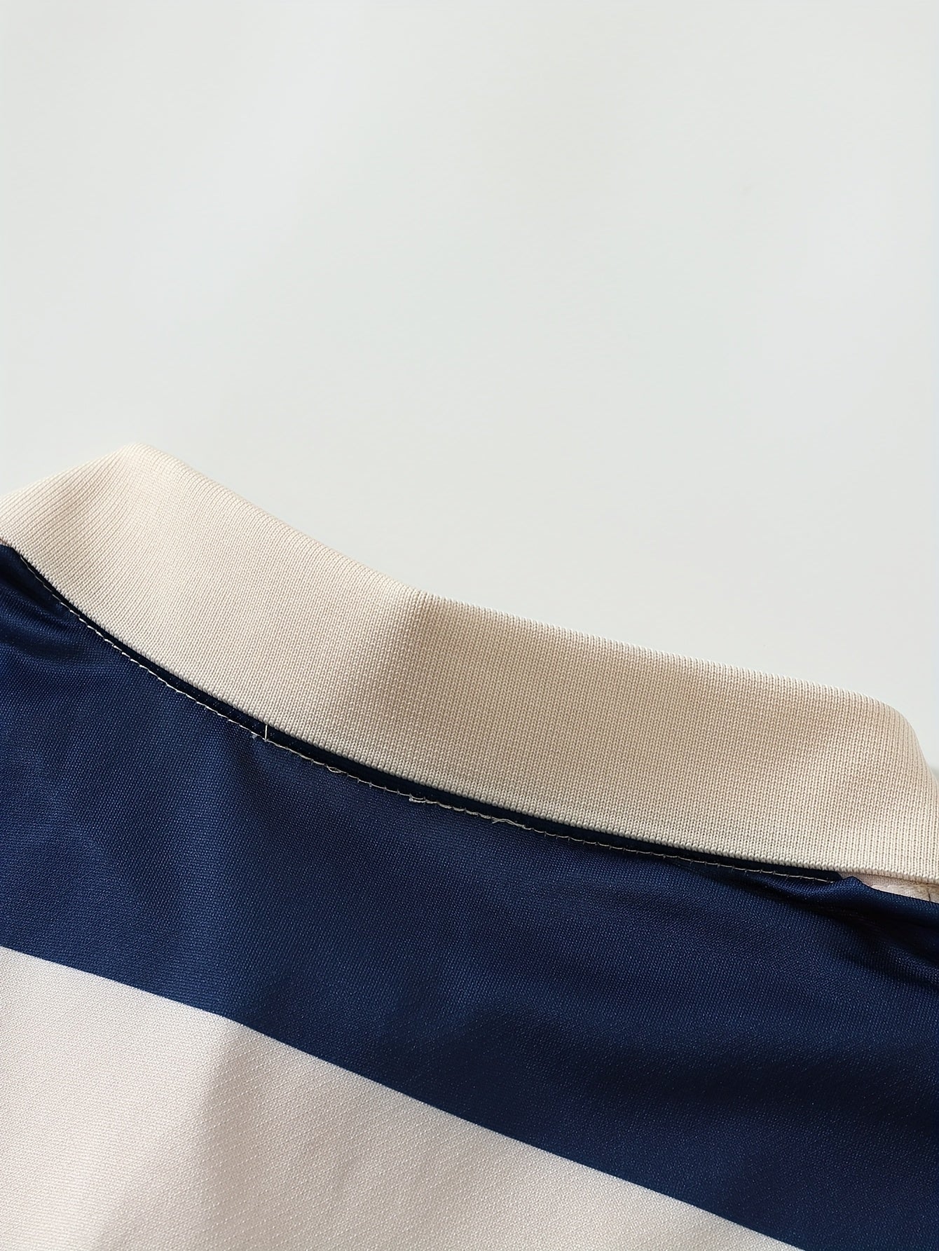 The 2025 New Blue And White Striped Short-Sleeve Polo Shirt Features a Stylish Collar Design