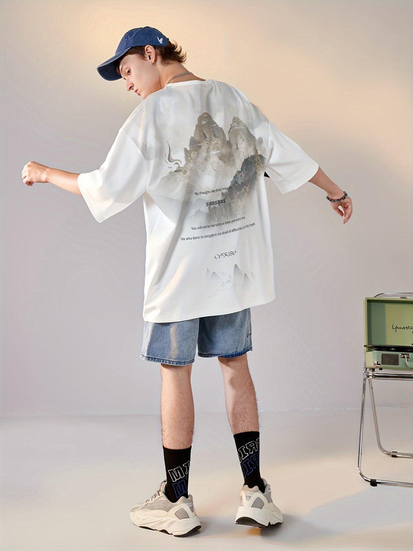 Men's Casual Loose-Fit Short Sleeve T-Shirt - White Mountain & Crane Print, Lightweight Polyester Blend